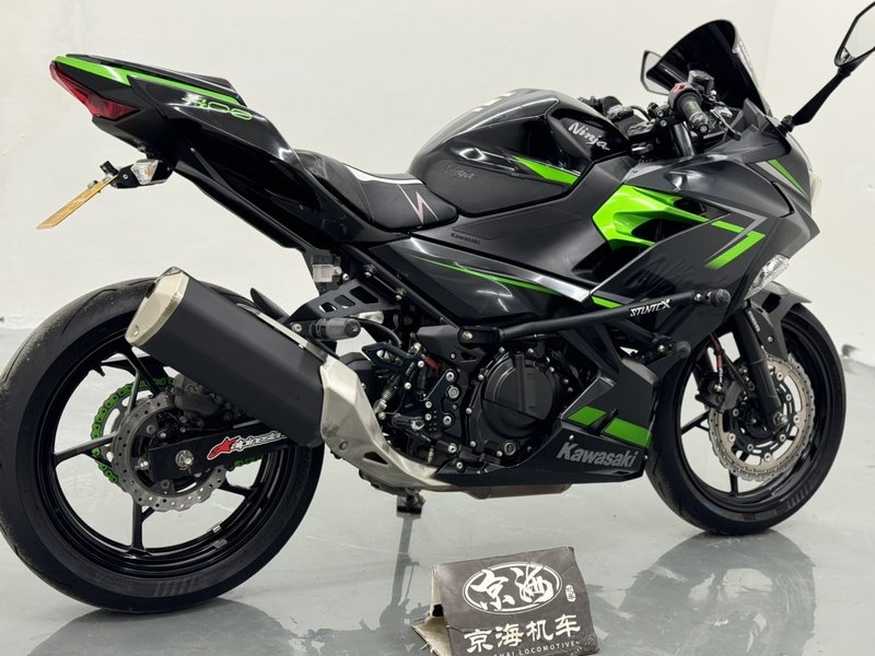 二手川崎Ninja 400