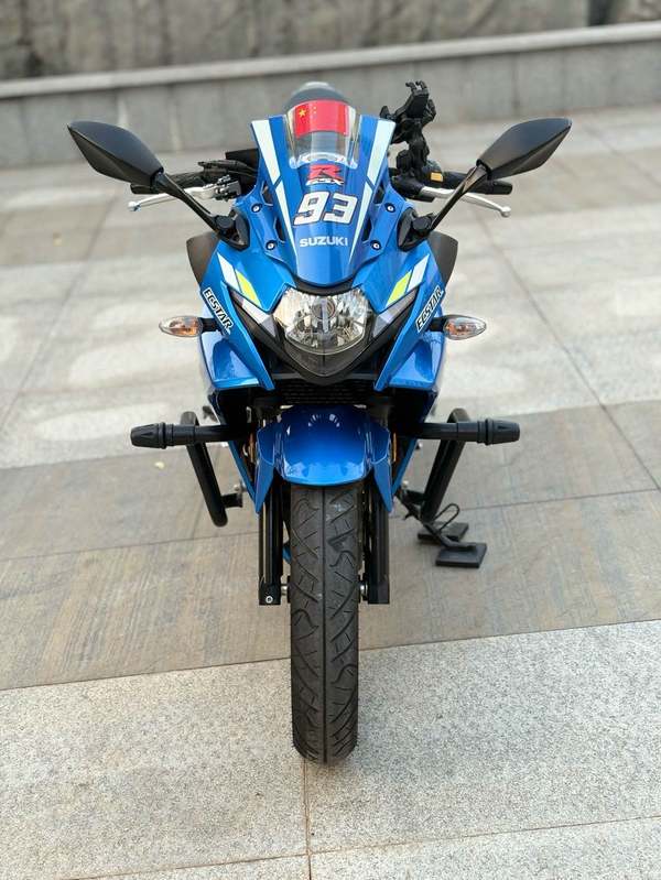 二手豪爵铃木GSX250R