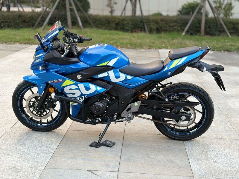 二手豪爵铃木GSX250R