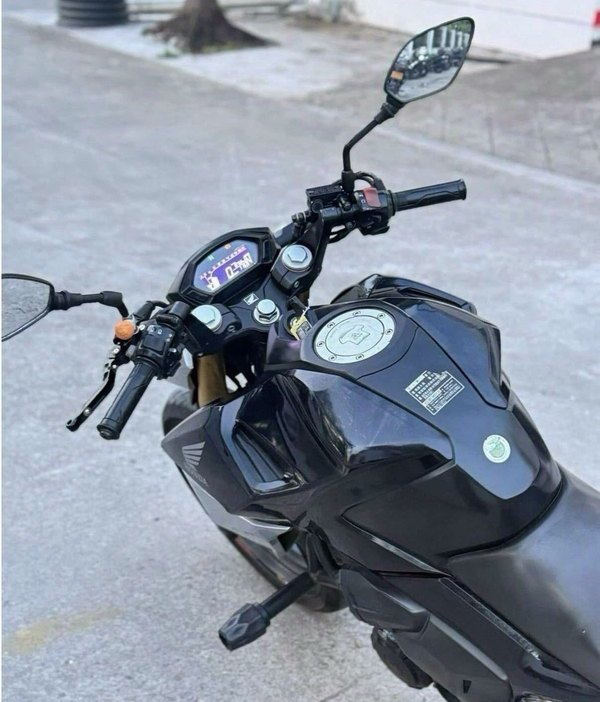 二手五羊本田CB190R 暴锋眼