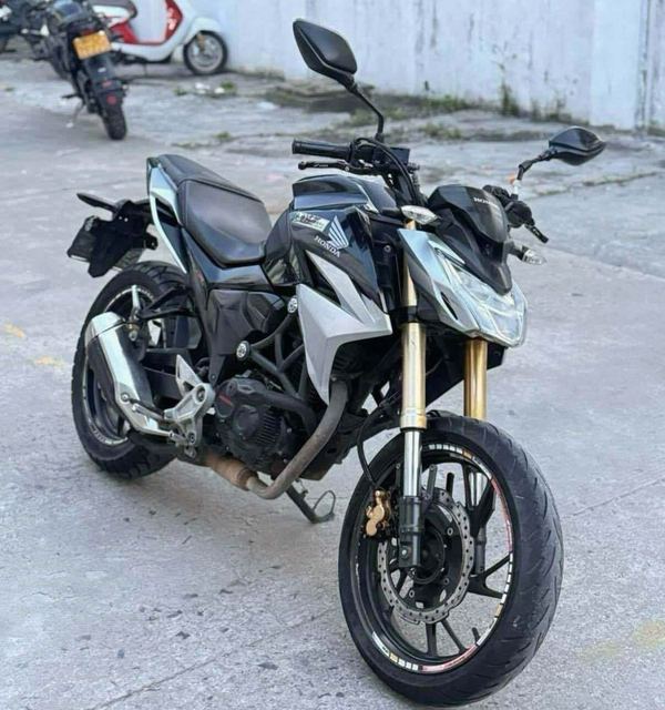 二手五羊本田CB190R 暴锋眼