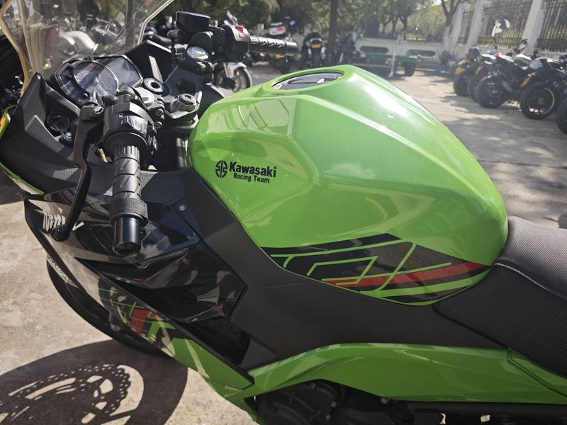 二手川崎Ninja 400