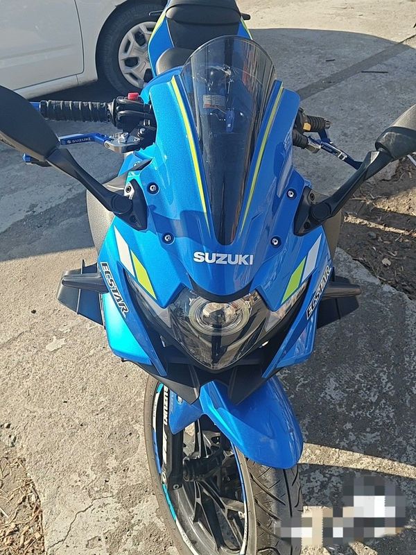 二手豪爵铃木GSX250R
