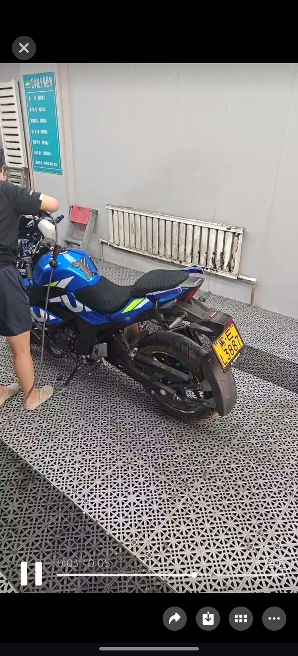 二手豪爵铃木GSX250R