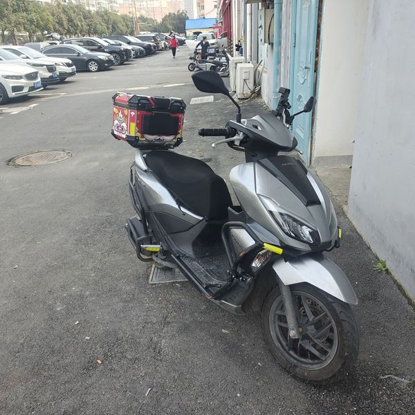 二手五羊本田NPF125