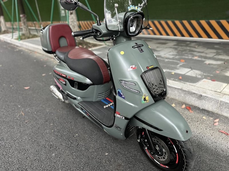 二手南方梦拉丽莎 飞戈