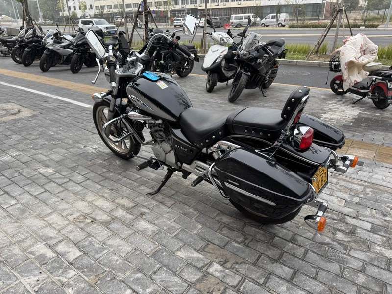 二手豪爵GZS150