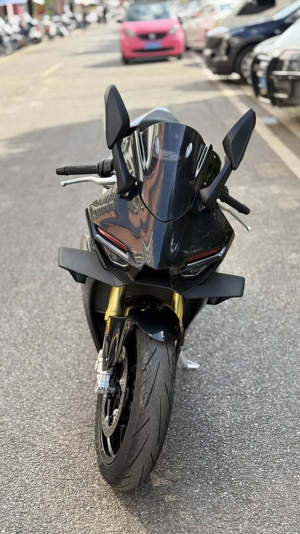 二手张雪机车500RR