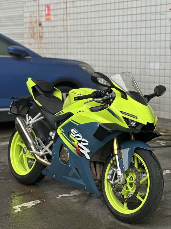 二手张雪机车500RR