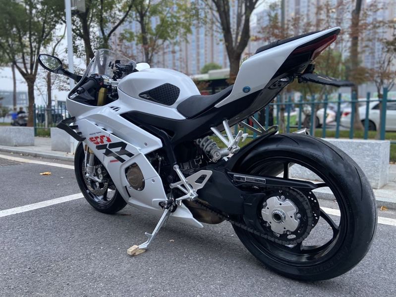 二手张雪机车500RR