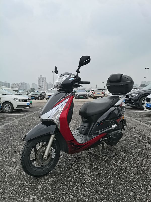 二手五羊本田SCR110 佳御