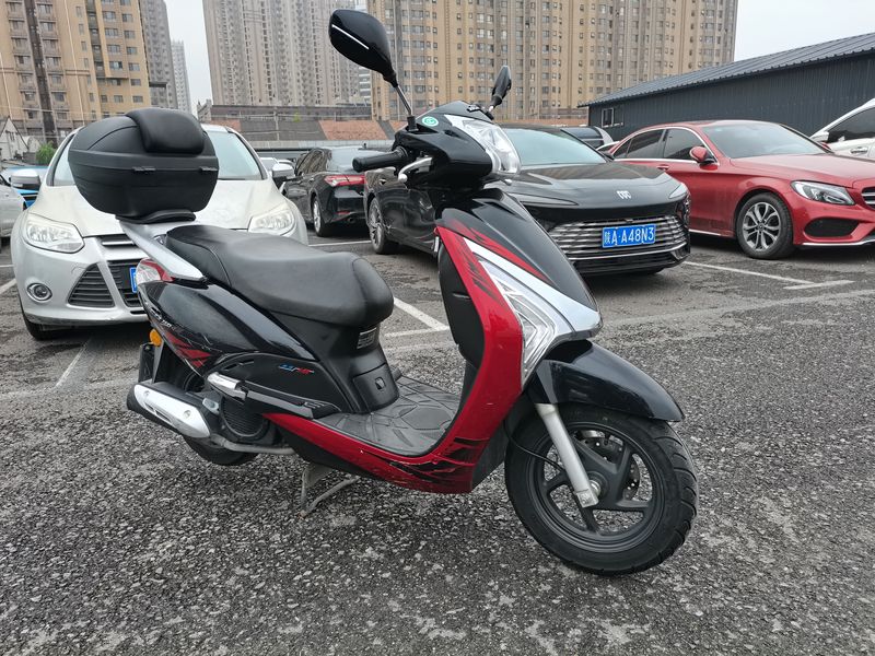 二手五羊本田SCR110 佳御