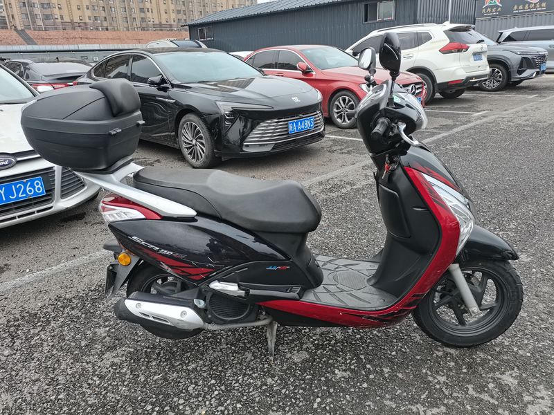 二手五羊本田SCR110 佳御