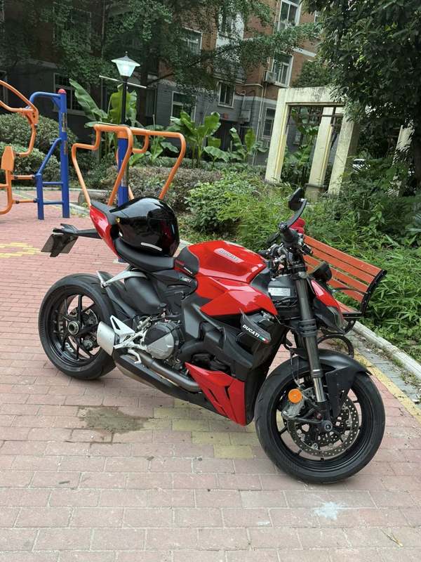 二手杜卡迪Street Fighter V2