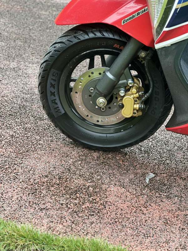 二手新大洲本田裂行 RX125Fi