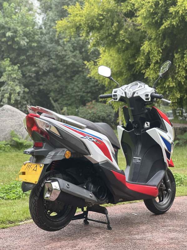 二手新大洲本田裂行 RX125Fi