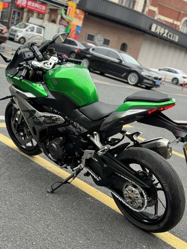 二手贝纳利龙卷风 Tornado 402R