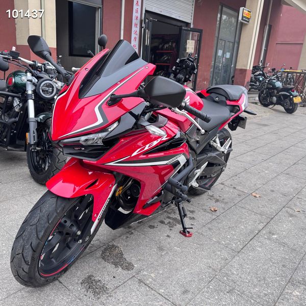 二手本田CBR400R