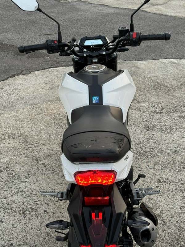 二手春风ST狒狒