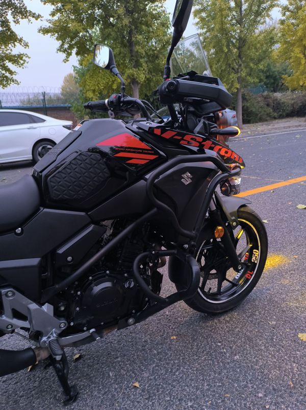 二手豪爵铃木DL250