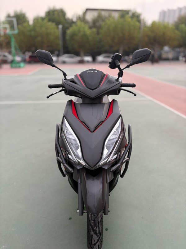 二手新大洲本田裂行 RX125Fi