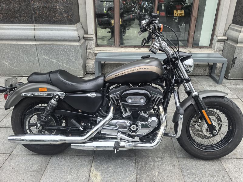 二手哈雷戴维森1200 Custom