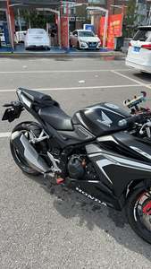 二手本田CBR400R