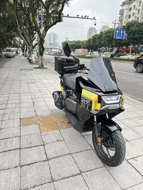 二手猎变机甲蜂