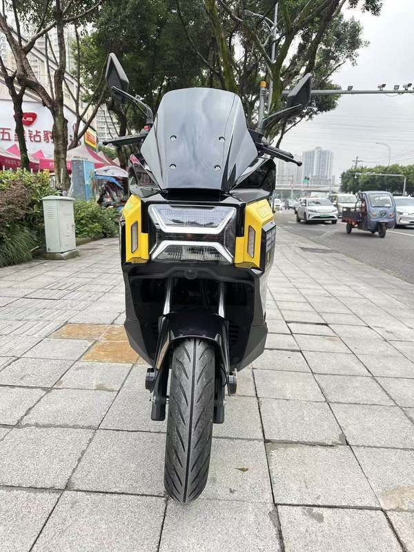 二手猎变机甲蜂