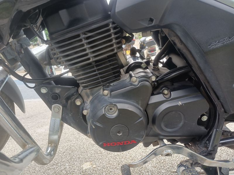 二手五羊本田CB150S雄帅