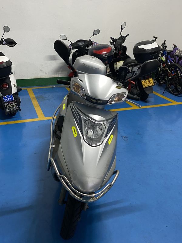 二手五羊本田Spacy α睿御110 