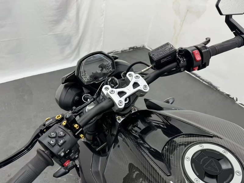 二手凯旋Street Triple 765