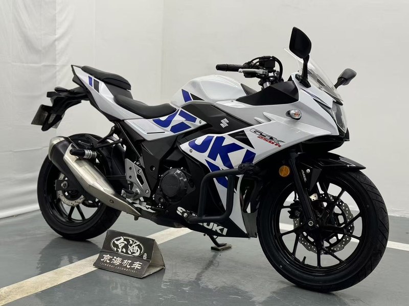 二手豪爵铃木GSX250R