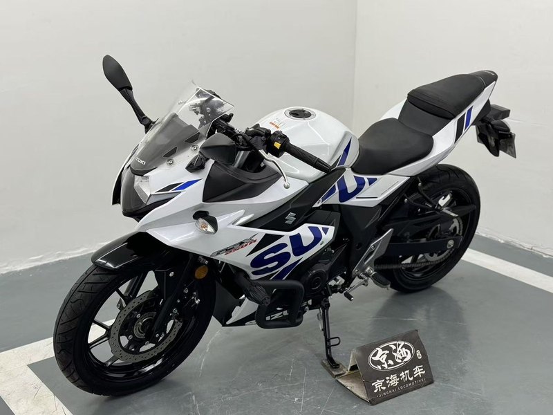 二手豪爵铃木GSX250R