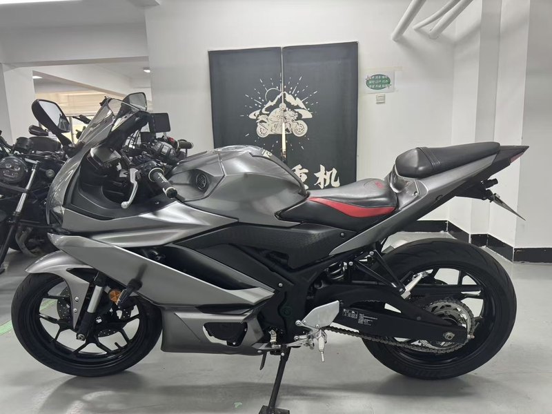 二手雅马哈YZF-R3