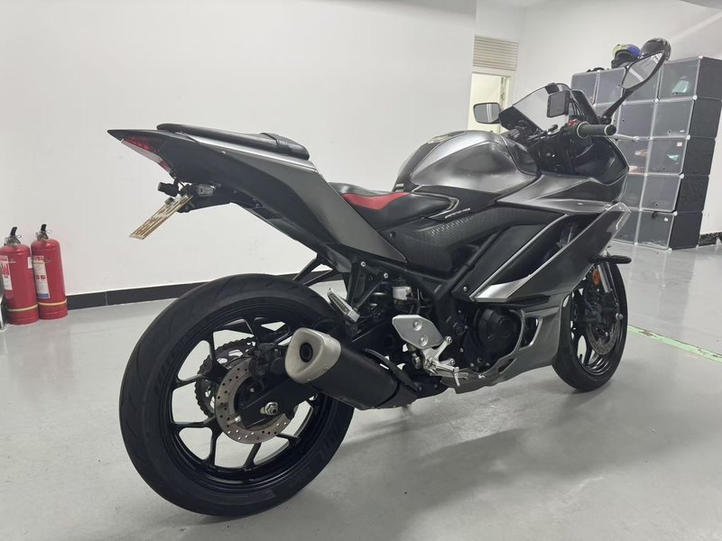 二手雅马哈YZF-R3