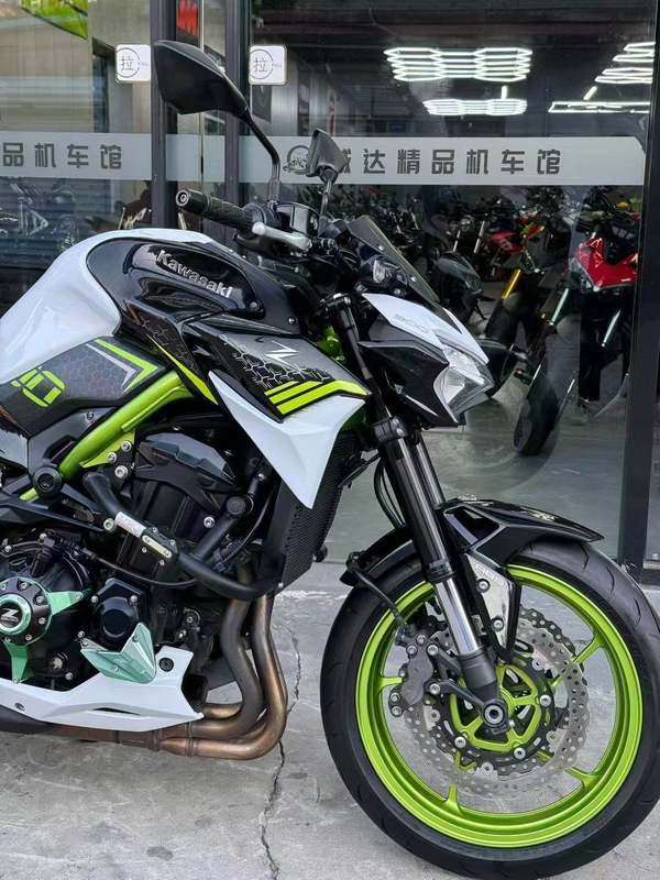 二手川崎Z900