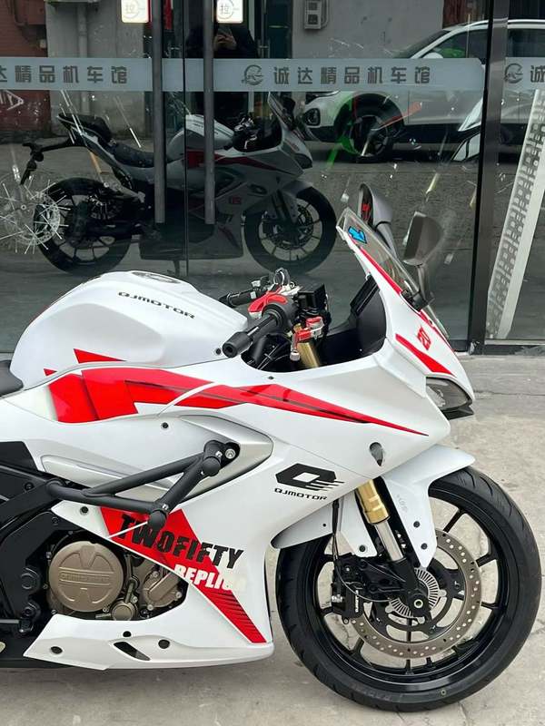 二手QJMOTOR赛250