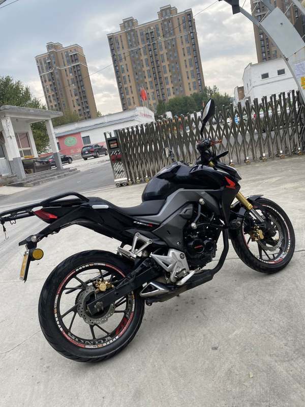 二手五羊本田CB190R 暴锋眼
