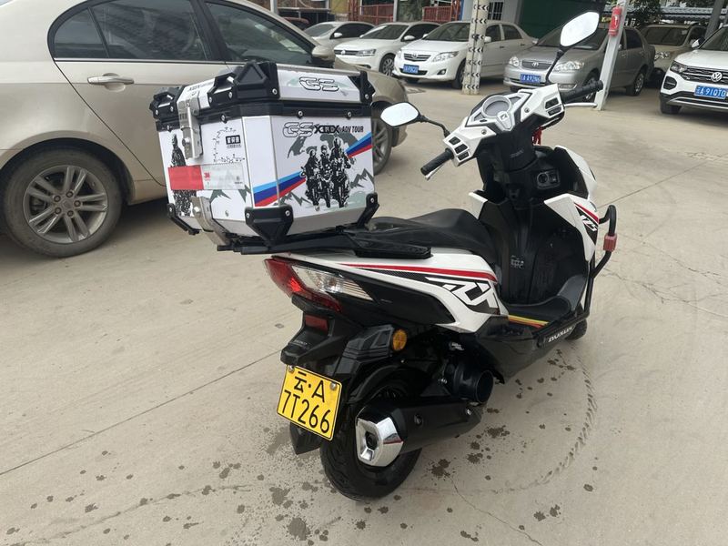 二手新大洲本田裂行 RX125Fi