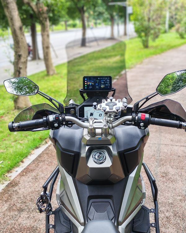 二手三阳哈士奇 Husky ADV300