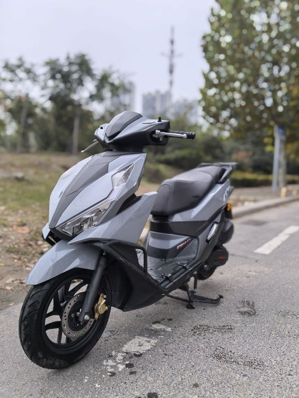 二手五羊本田NX125