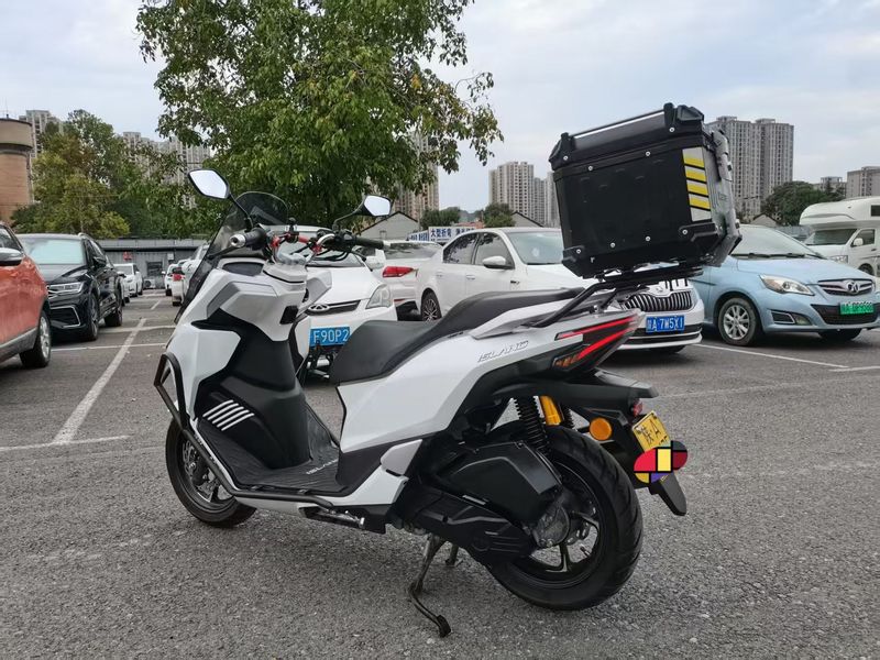 二手猎变闪电狗150