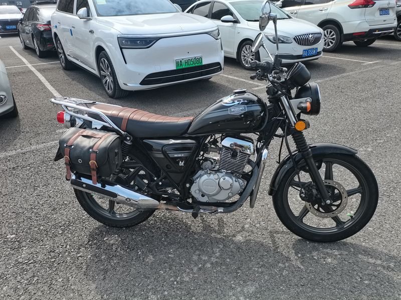 二手济南铃木酷飚150