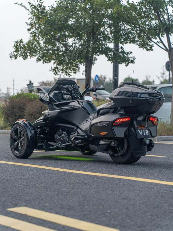 二手庞巴迪Spyder F3 