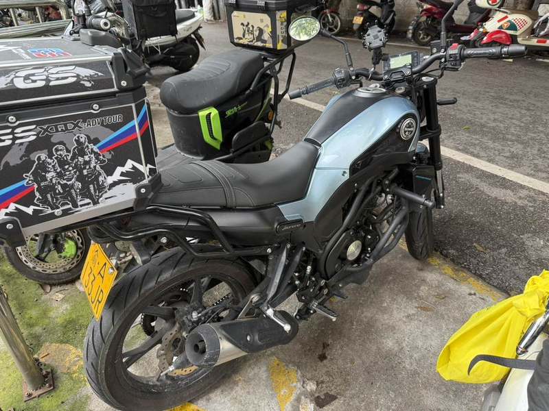 二手贝纳利幼狮 Leoncino 150