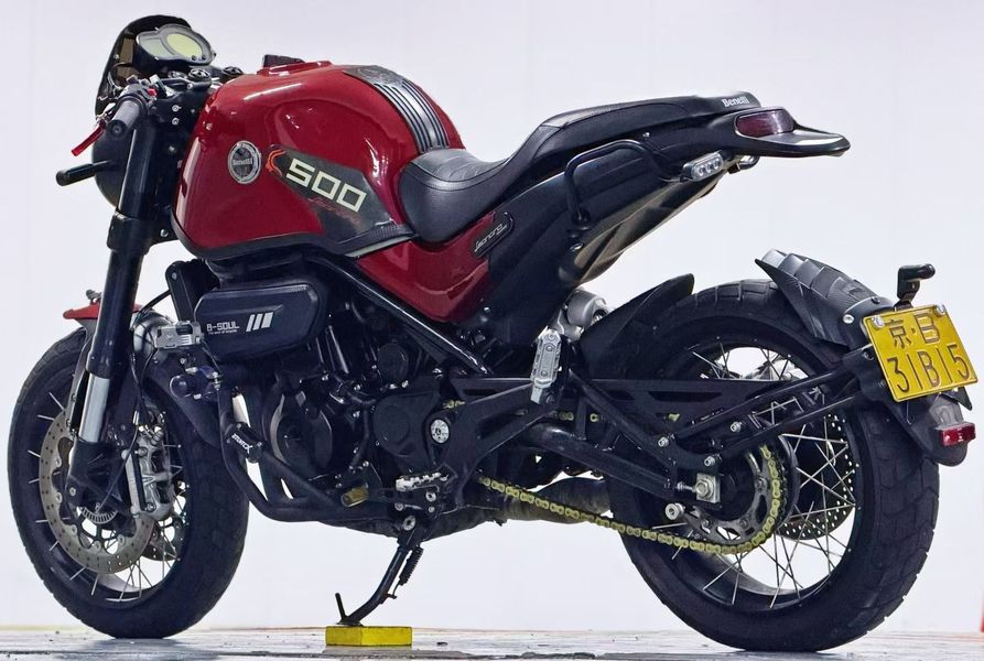 二手贝纳利幼狮 Leoncino 500