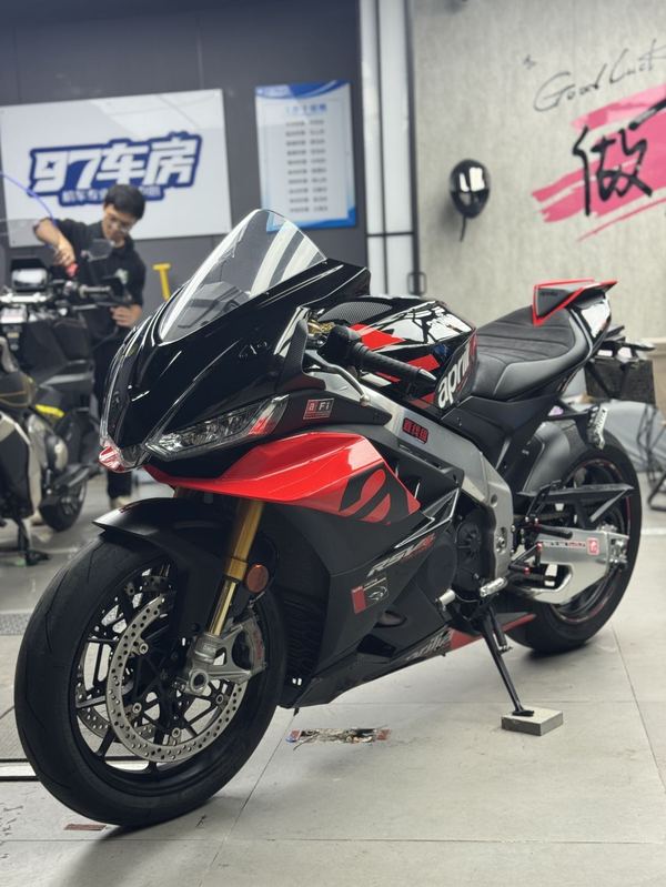 二手阿普利亚RSV4