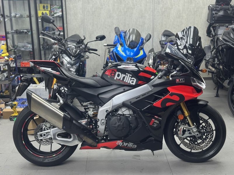 二手阿普利亚RSV4