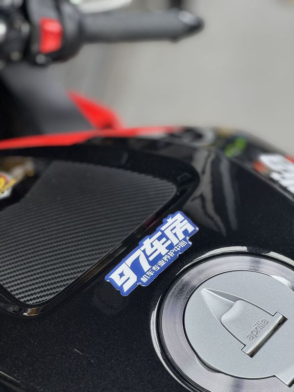 二手阿普利亚RSV4